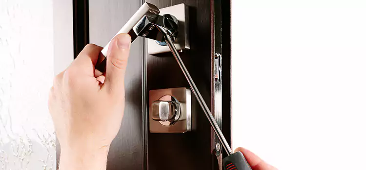 Door Lock Replacement Service St. Michael