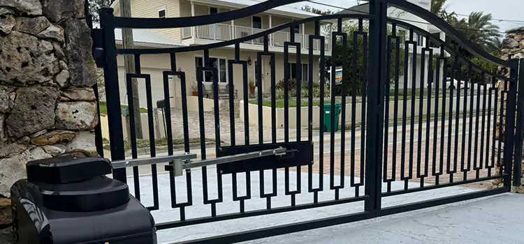 Swing Gate Opener with Keypad St. Michael